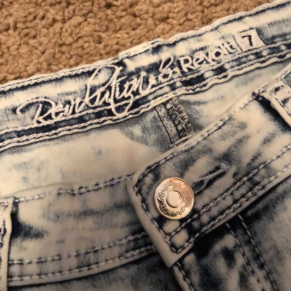 Revolt Jeans - Picture 4 of 5
